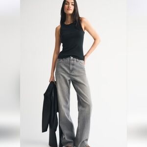 Abercrombie & Fitch The Loose High Rise Jean